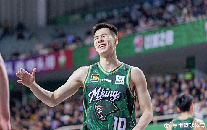 南京同曦郭昊文赵柏清和解回归赛场 两人冲突事