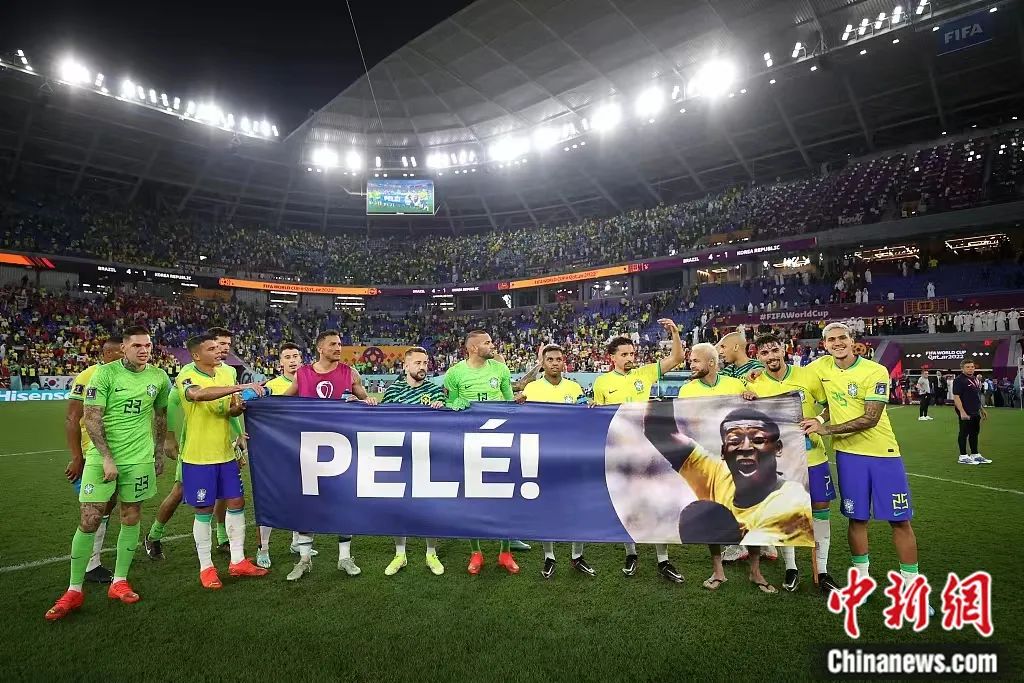 球王贝利逝世：三夺世界杯的传奇如何定义巴西