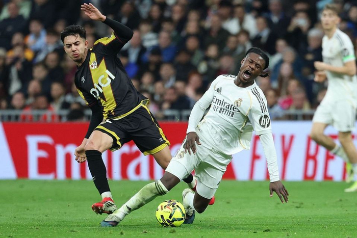 卡马文加转会传闻引爆足坛 多支豪门竞相追逐