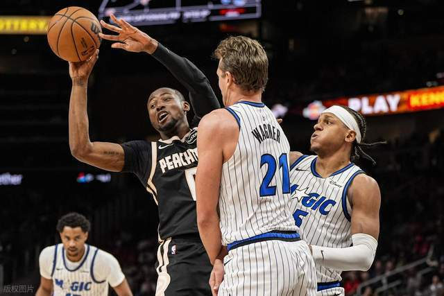 老鹰10连胜创11年纪录 沃克41分助队登顶东部第八
