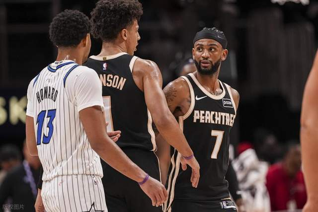 老鹰10连胜创11年纪录 沃克41分助队登顶东部第八